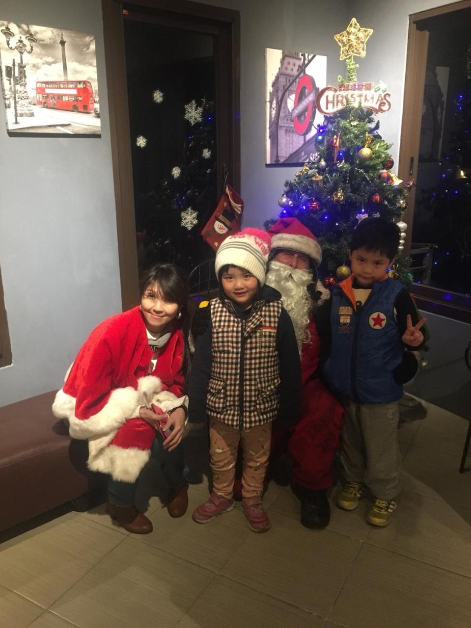 Yun Meng Xianjing Homestay 런아이 외부 사진
